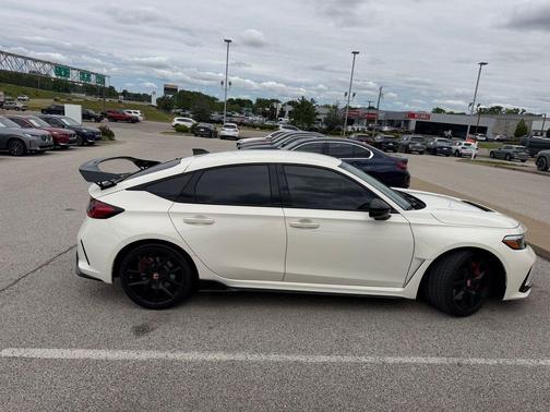 Championship White 2024 Honda Civic Type R