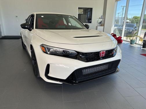 Championship White 2024 Honda Civic Type R