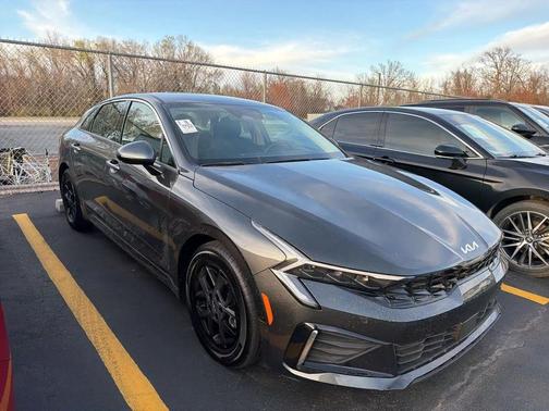 2025 Kia K5 LXS