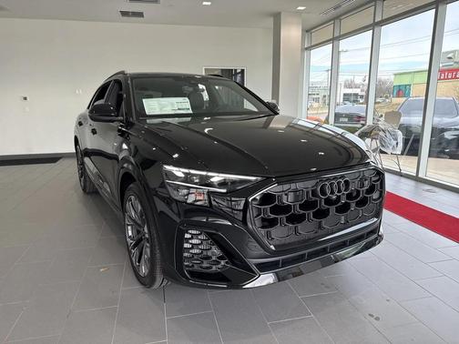 2026 Audi Q8 55 Premium Plus