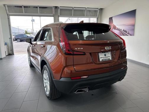 2020 Cadillac XT4 Luxury