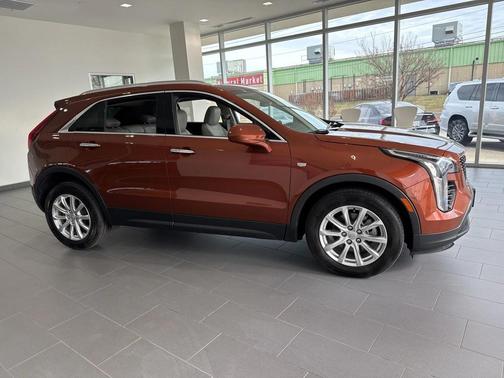 2020 Cadillac XT4 Luxury