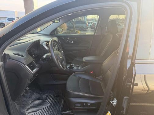 2023 GMC Terrain AWD AT4