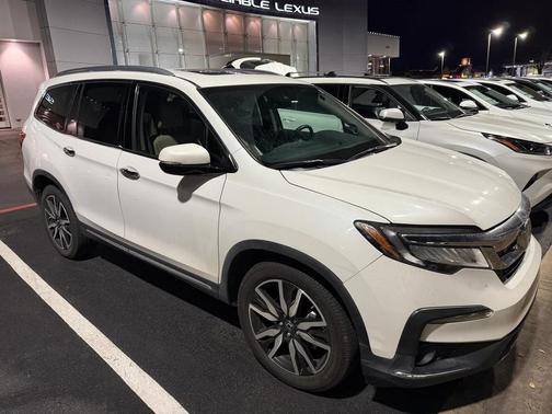2021 Honda Pilot Touring 8-Passenger