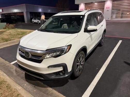 2021 Honda Pilot Touring 8-Passenger