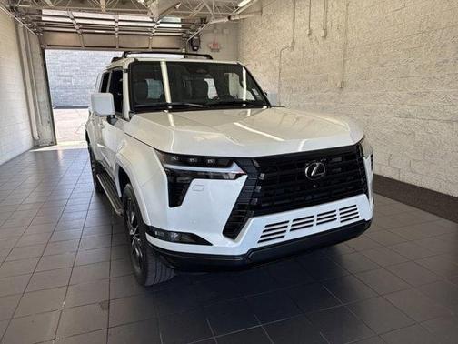 White Pearl 2024 Lexus GX 550 Premium+