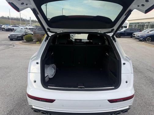 Arkona White 2024 Audi SQ5 3.0T Premium