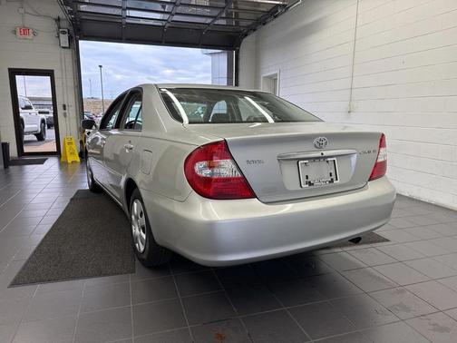 2003 Toyota Camry LE