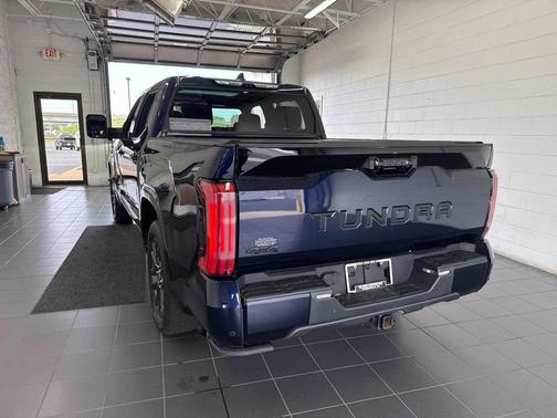 2022 Toyota Tundra Platinum