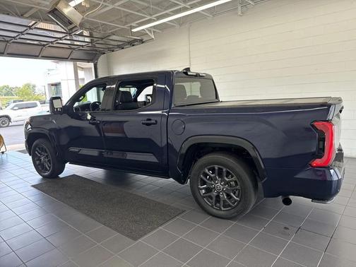 2022 Toyota Tundra Platinum