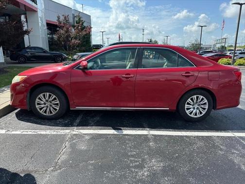 2014 Toyota Camry LE