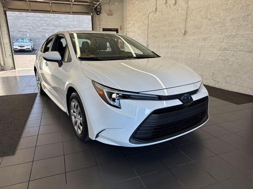 Ice Cap 2025 Toyota Corolla Hybrid LE