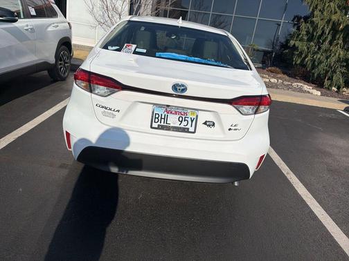 Ice Cap 2025 Toyota Corolla Hybrid LE