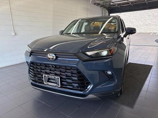 2024 Toyota Grand Highlander Platinum