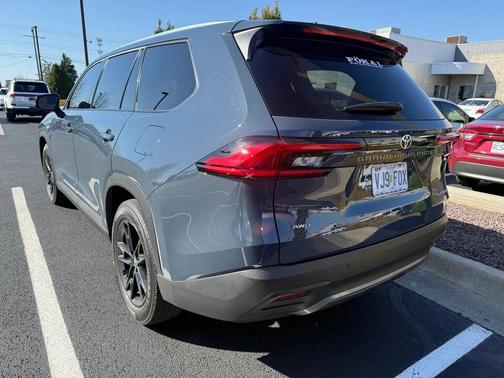 2024 Toyota Grand Highlander Platinum