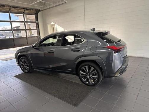 2022 Lexus UX 250h F Sport