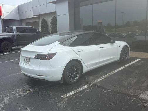2023 Tesla Model 3 Standard Range
