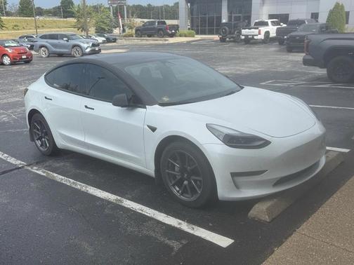 2023 Tesla Model 3 Standard Range