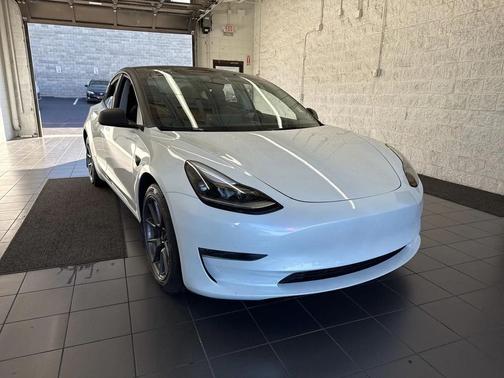 2023 Tesla Model 3 Standard Range