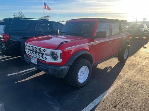 2023 Ford Bronco Base