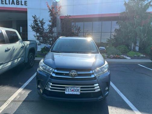 Charcoal 2019 Toyota Highlander Limited
