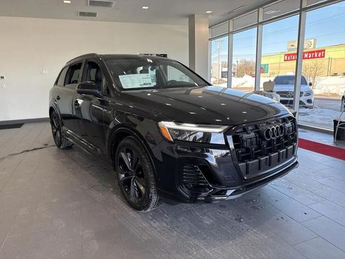 2026 Audi Q7 55 Premium Plus