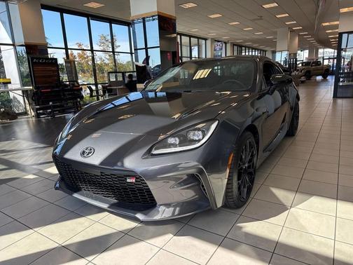 2025 Toyota GR86 Premium