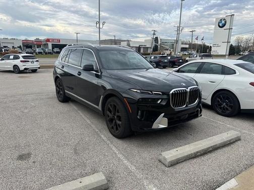 2023 BMW X7 xDrive40i