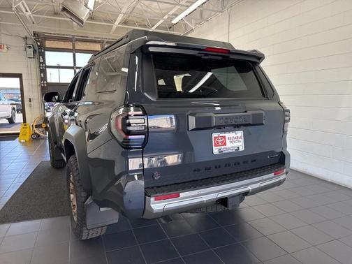 2025 Toyota 4Runner Hybrid Trailhunter