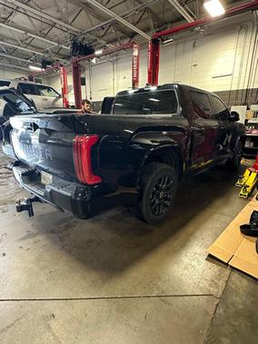 2024 Toyota Tundra Hybrid Platinum