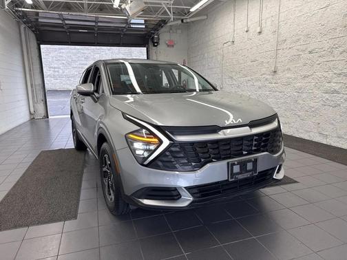2024 Kia Sportage LX
