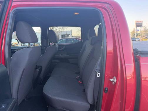 2016 Toyota Tacoma TRD Sport