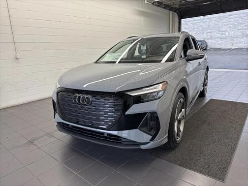 2025 Audi Q4 e-tron Premium Plus 55 quattro