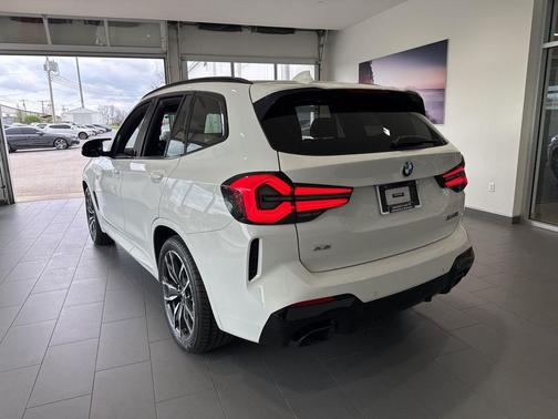 2022 BMW X3 M40i