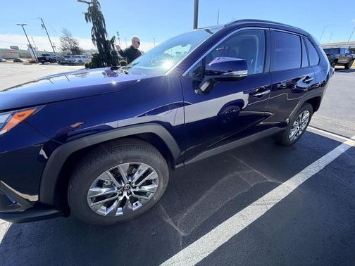 2024 Toyota RAV4 Limited