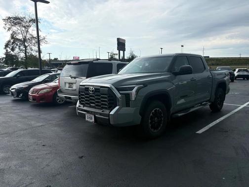 2023 Toyota Tundra SR5
