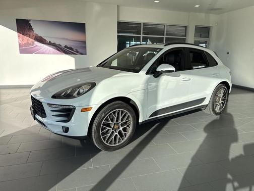2018 Porsche Macan Sport Edition