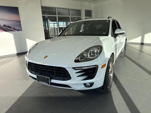 2018 Porsche Macan Sport Edition