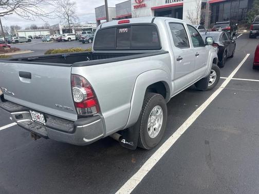 2013 Toyota Tacoma Base
