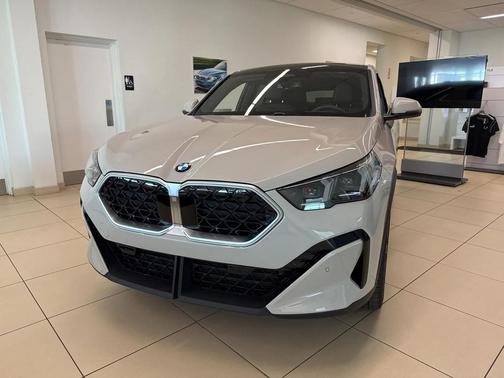 2026 BMW X2 xDrive28i