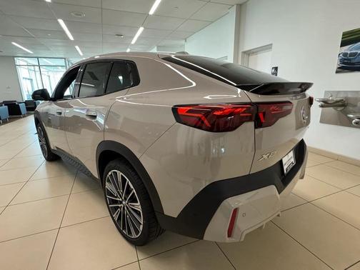 2026 BMW X2 xDrive28i