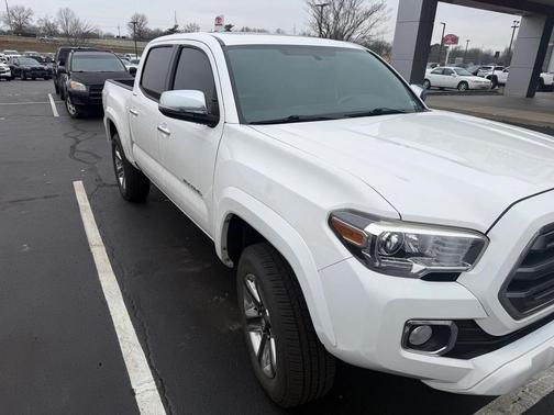 2017 Toyota Tacoma Limited
