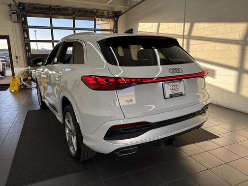 2025 Audi Q5 Premium Plus TFSI quattro S tronic