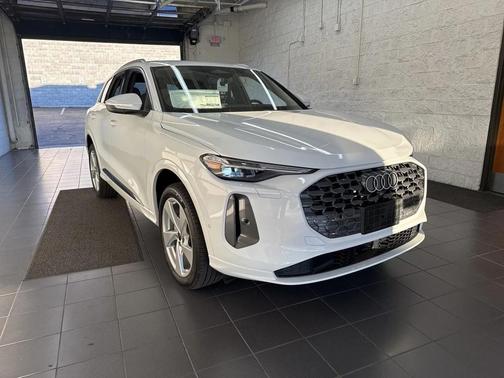 2025 Audi Q5 Premium Plus TFSI quattro S tronic