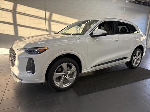 2025 Audi Q5 Premium Plus TFSI quattro S tronic