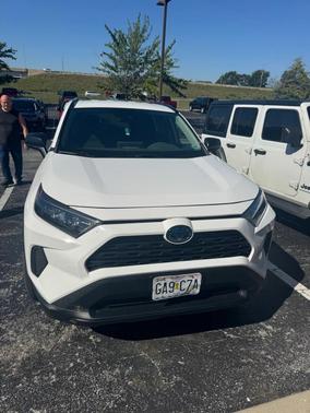 2020 Toyota RAV4 Hybrid LE