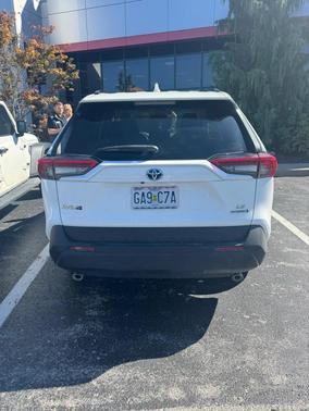 2020 Toyota RAV4 Hybrid LE