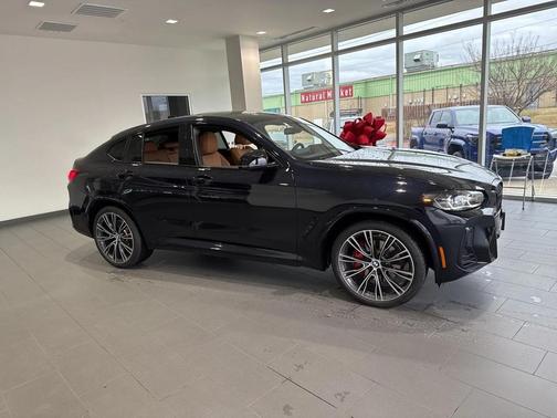 2024 BMW X4 M40i