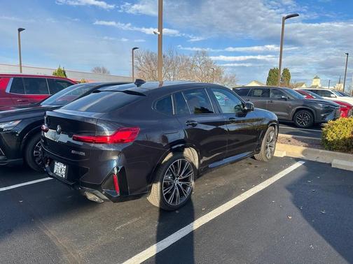 2024 BMW X4 M40i
