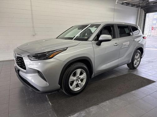 2023 Toyota Highlander L